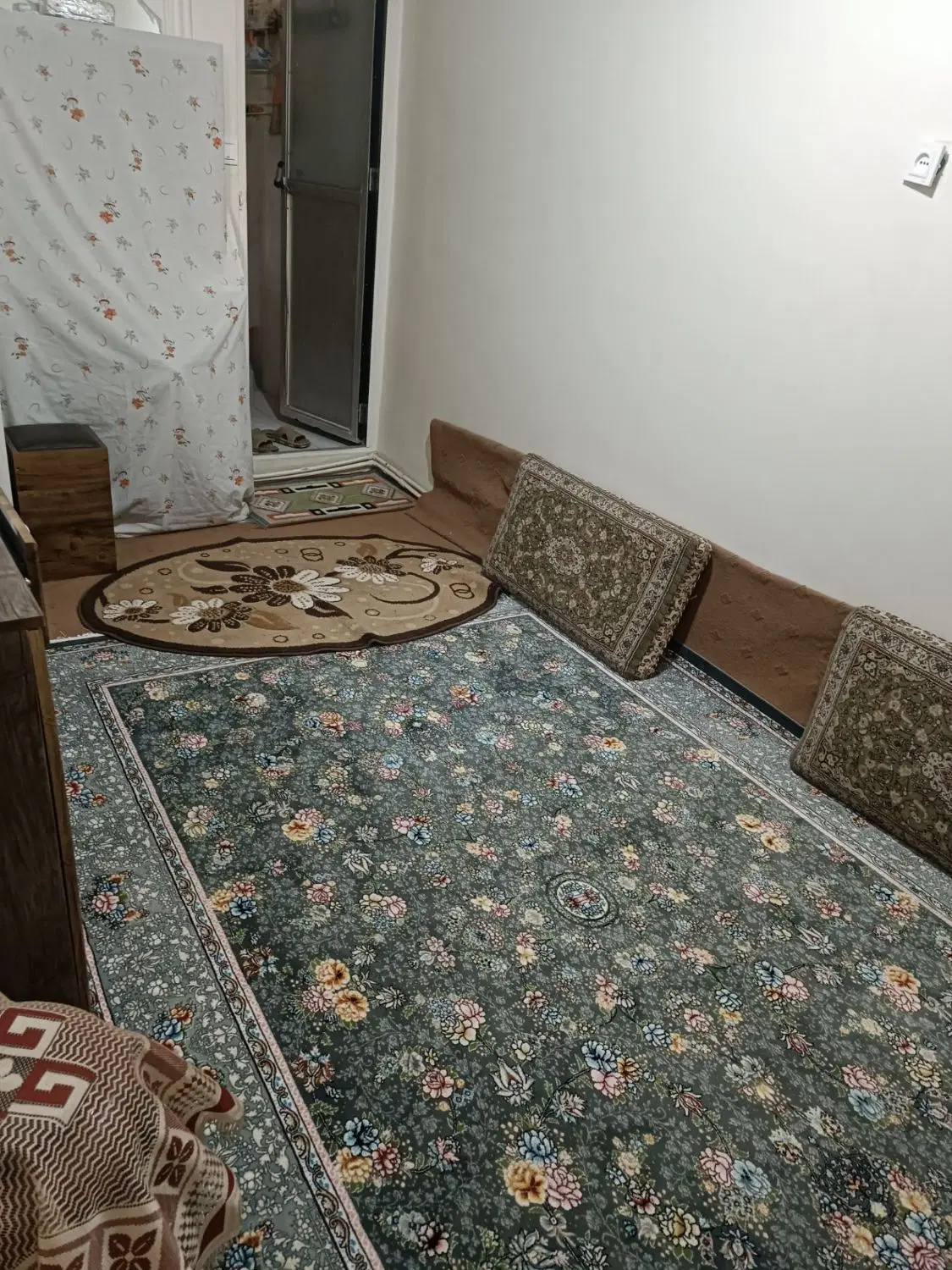 آپارتمان 65 متری_ یک خوابه_طبقه سوم