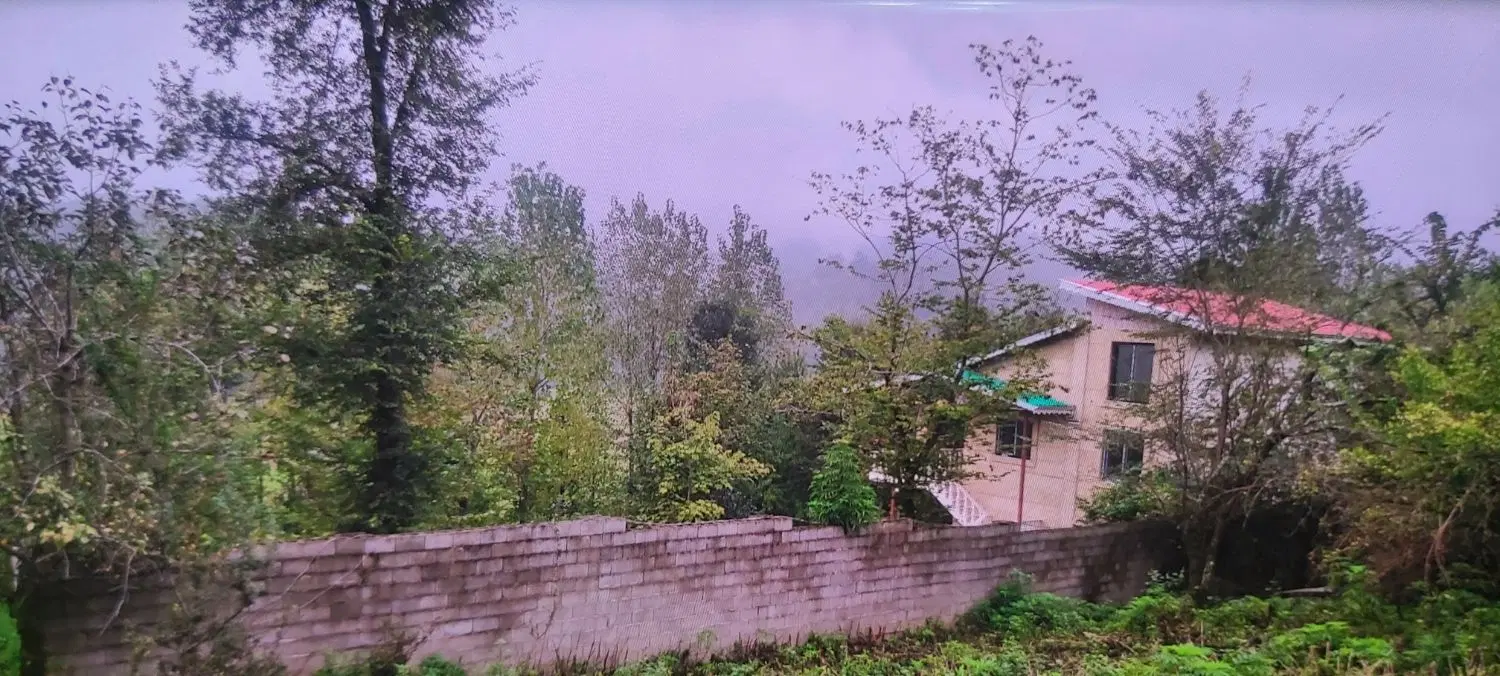 ۲۴۰ متر بنا ۷۰۰ متر زمین ویو بی مانند