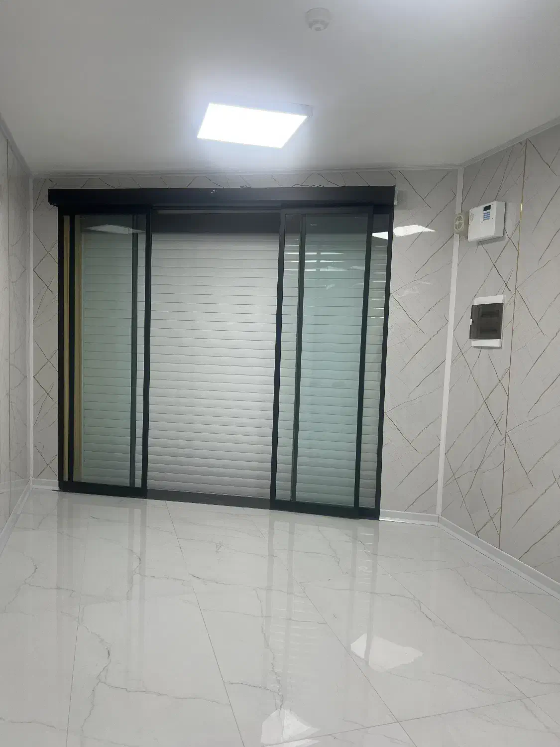 فروش یک ساختمان چهار طبقه به صورت یکجا