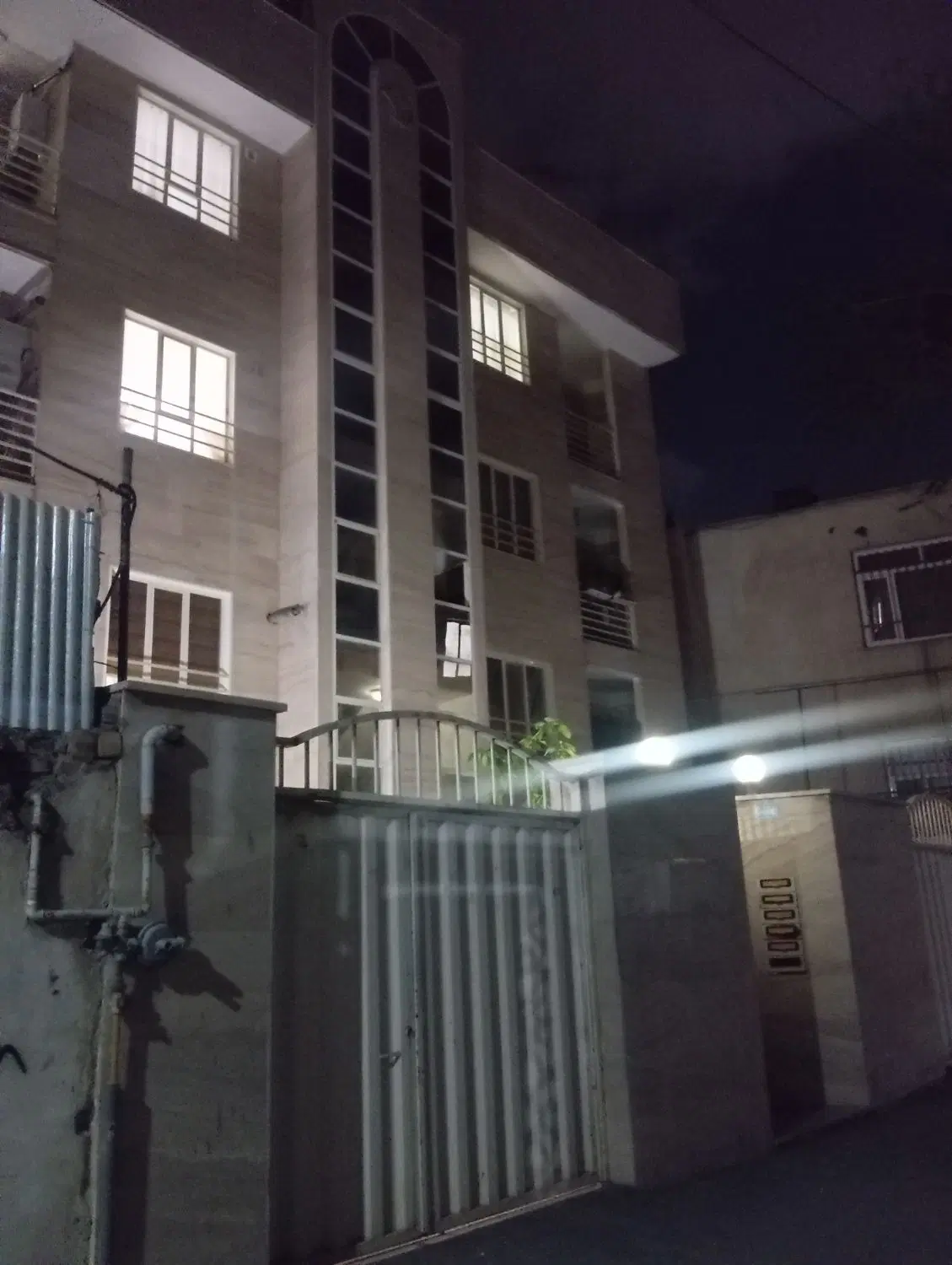 اجاره آپارتمان پاکدشت