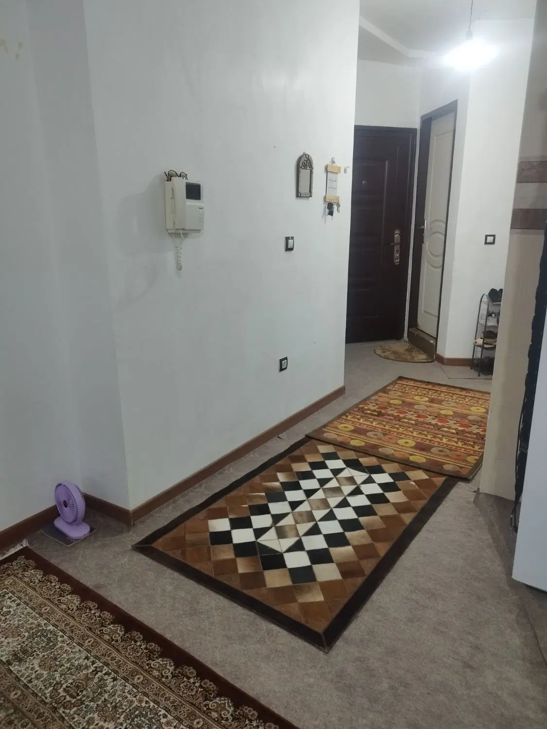 فروش آپارتمان تک خواب خیابان باهنر