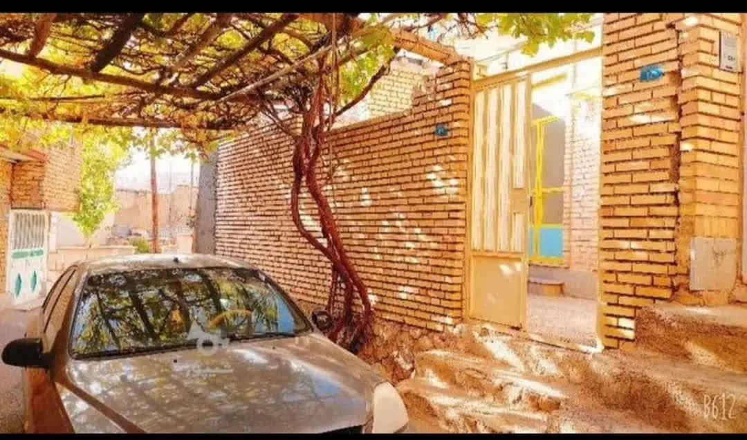 فروش ویلایی مستقل مهدیشهر ،با سند سبز رنگ مسکونی