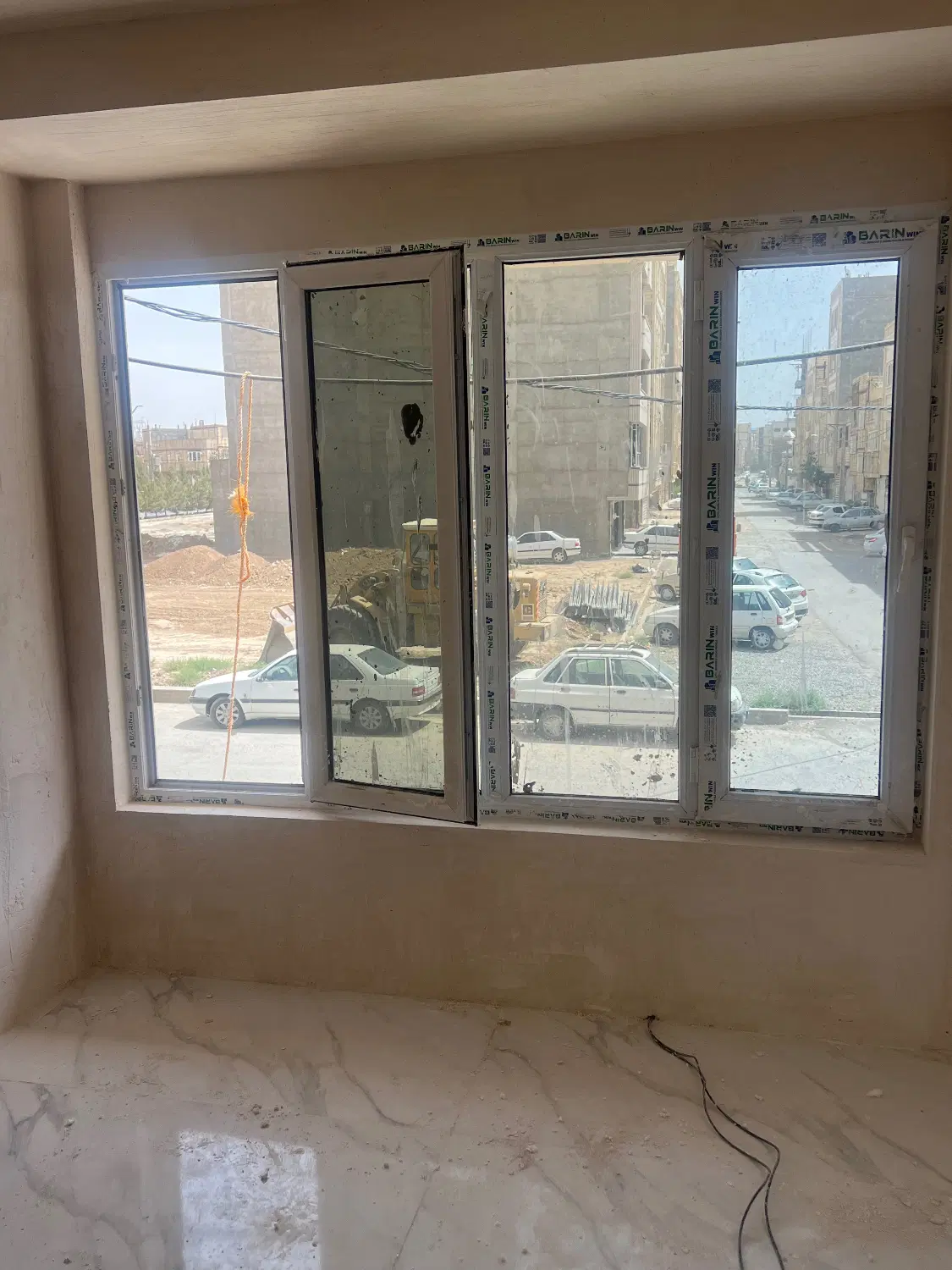 واحد۱۵۷متری کلیدنخورده۳خواب سندقطعی سندتک برگ