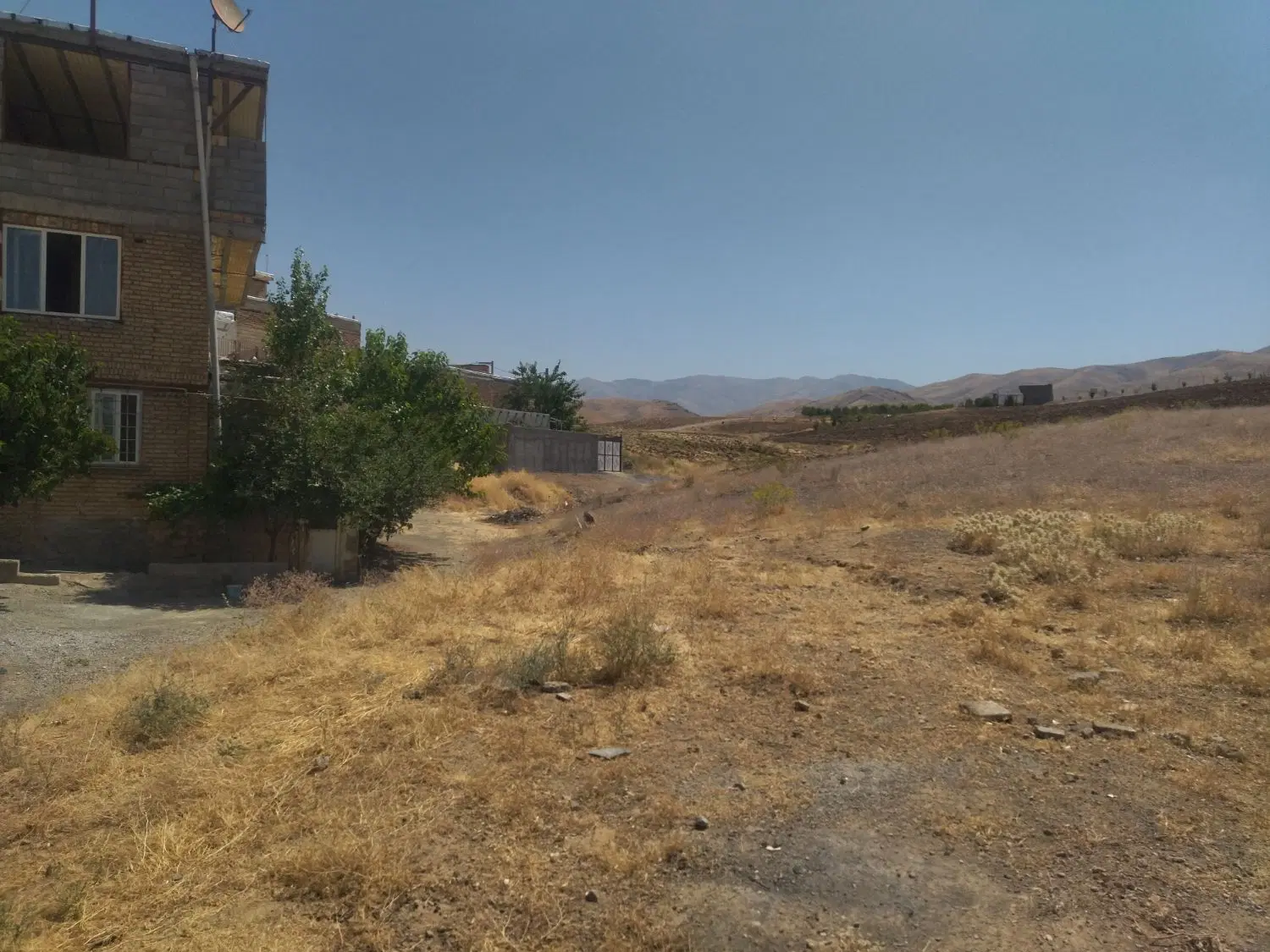 زمین روستای قار سنندج ـ کشاورزی