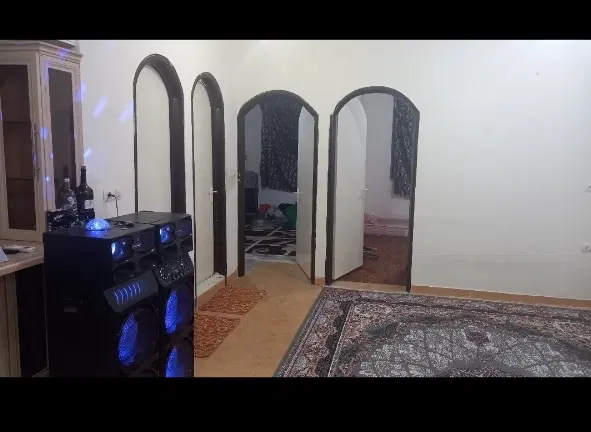 واحد ۷۵ متری سیصد دستگاه