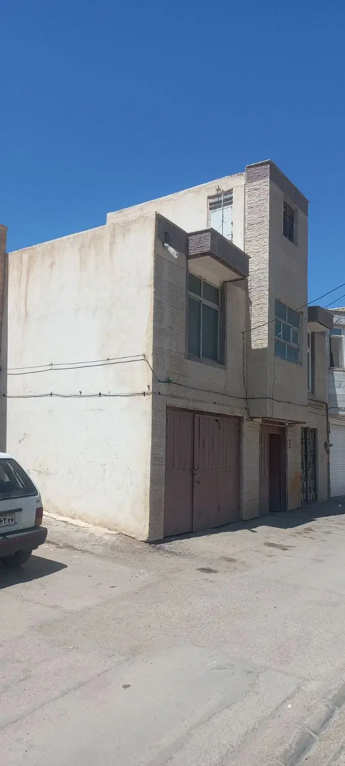 یک ساختمان واقع در کوی بهداری