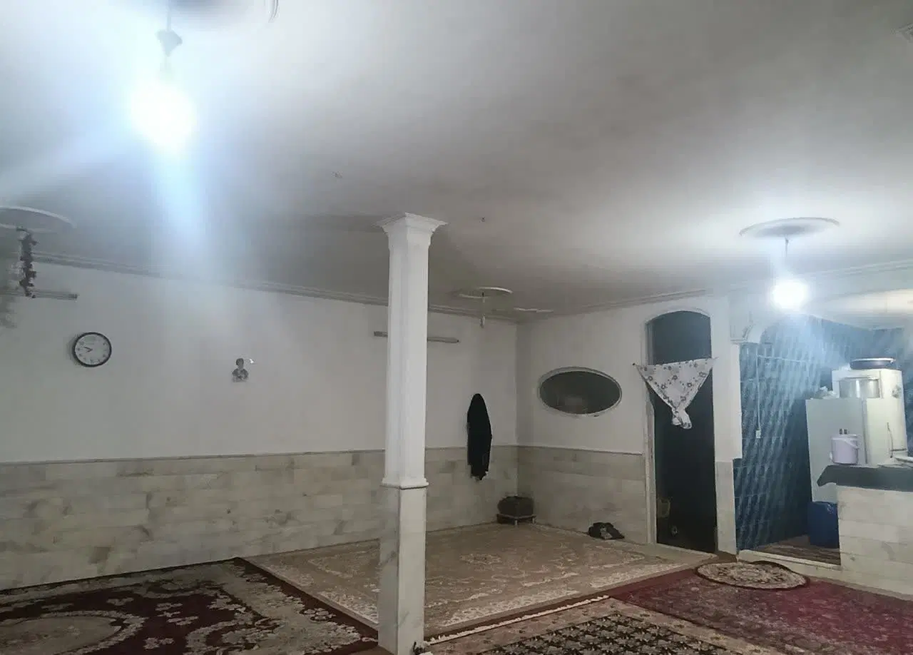 رهن و اجاره 200متری قلعه کامکار