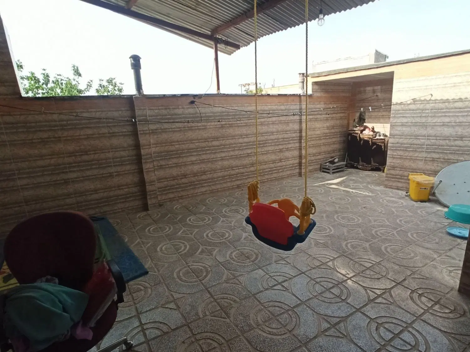 فروش منزل دوطبقه بزرگ باقیمت مناسب