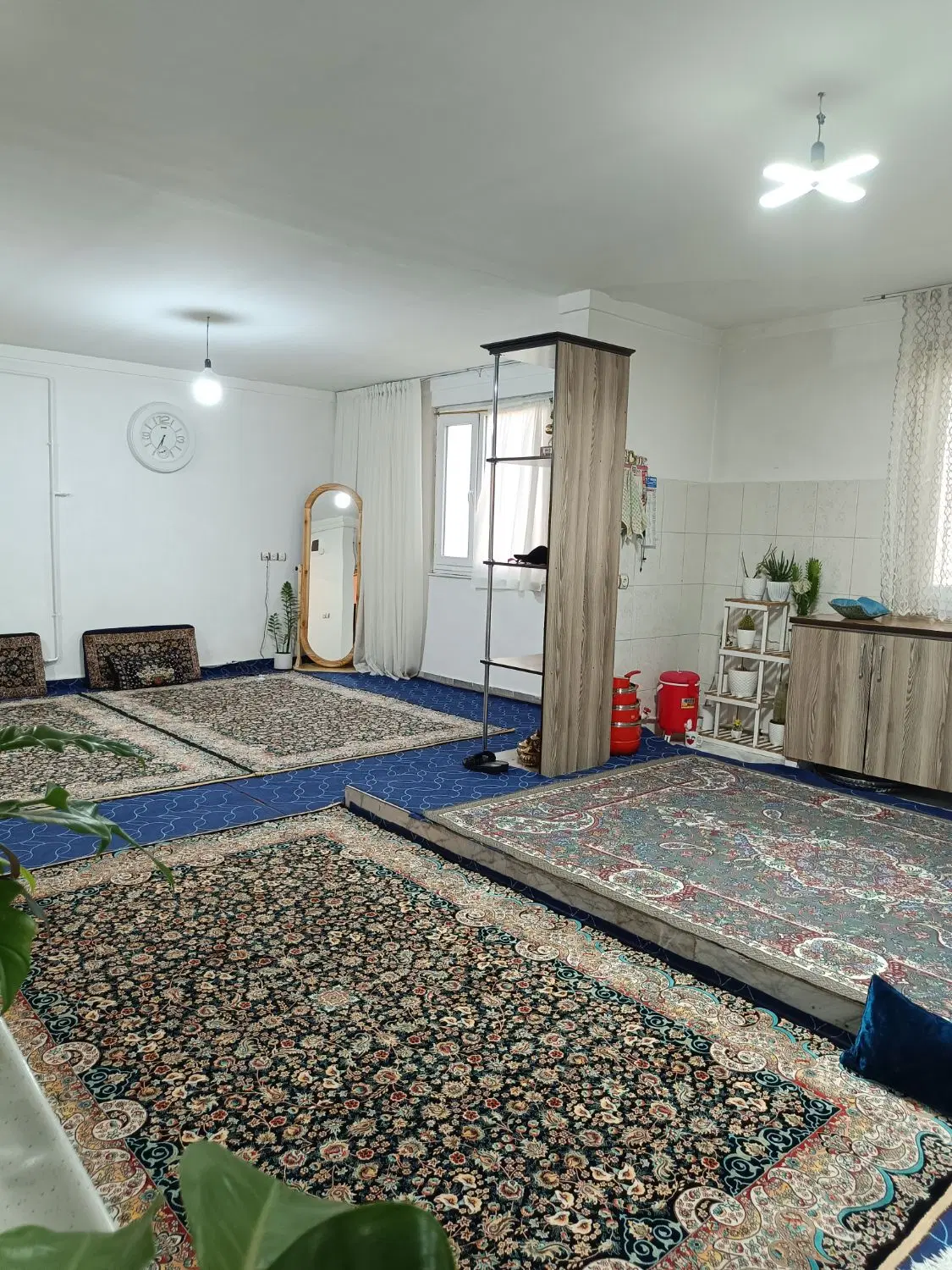 فروش یک واحد آپارتمان در کمال آباد