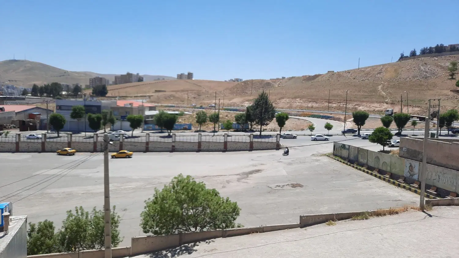 خانه دو طبقه ۱۲۰ متری در بهترین نقطه ترمینال