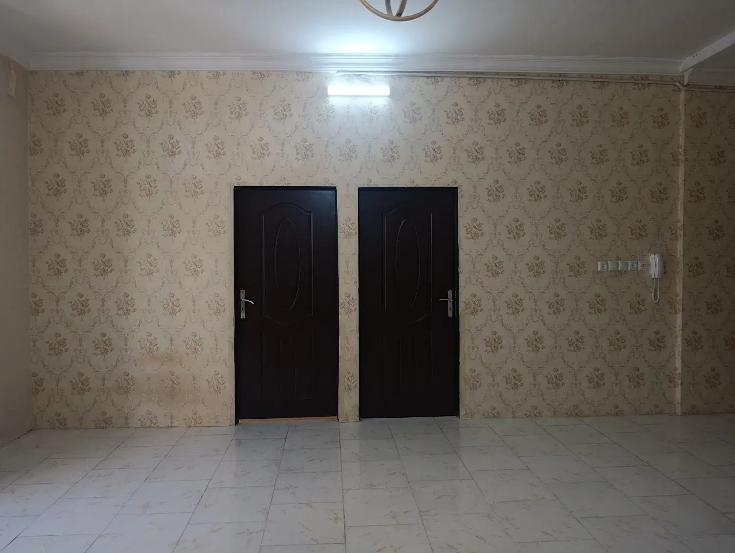 آپارتمان ۸۰ متر دو خواب با اسانسور، رسالت