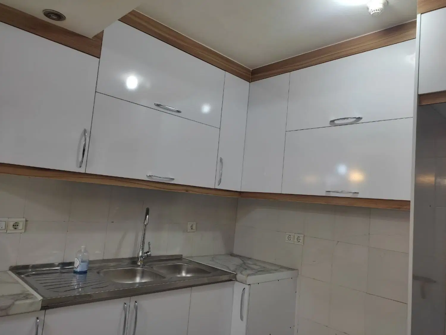 اجاره آپارتمان  تمام رهن