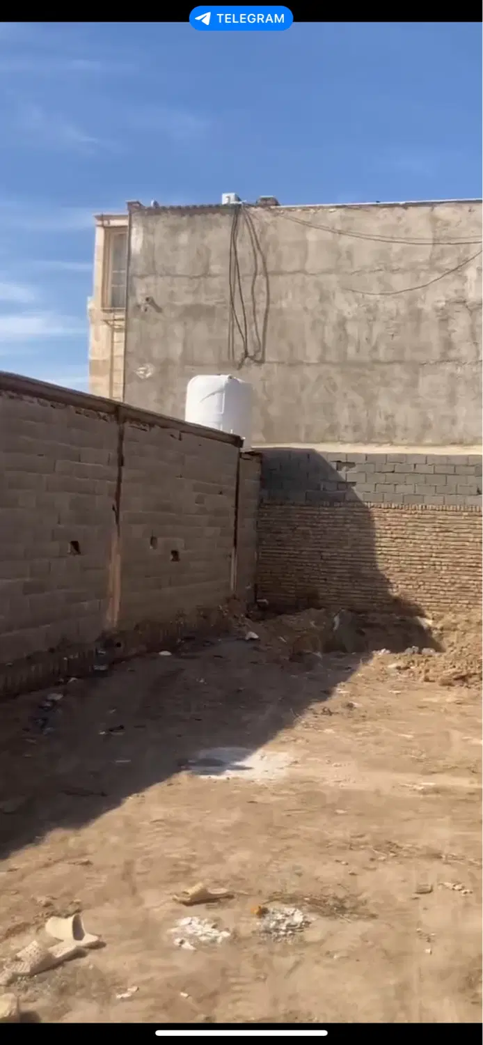 ۳۰۰متر چهاردیواری سند داربا جواز