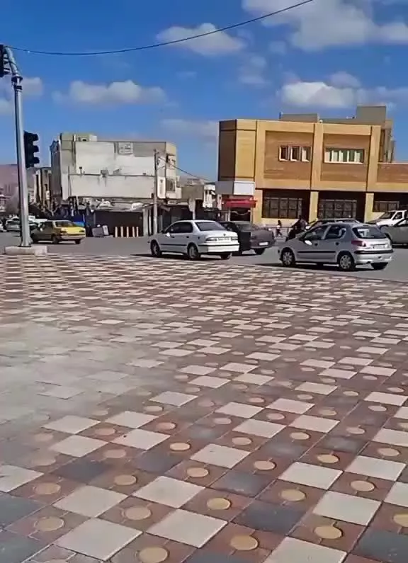خانه سه طبقه میدان امام حسین
