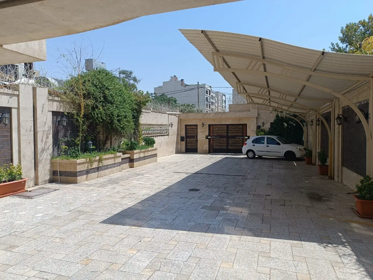 فروش ویلایی دوممر در هفت تیر