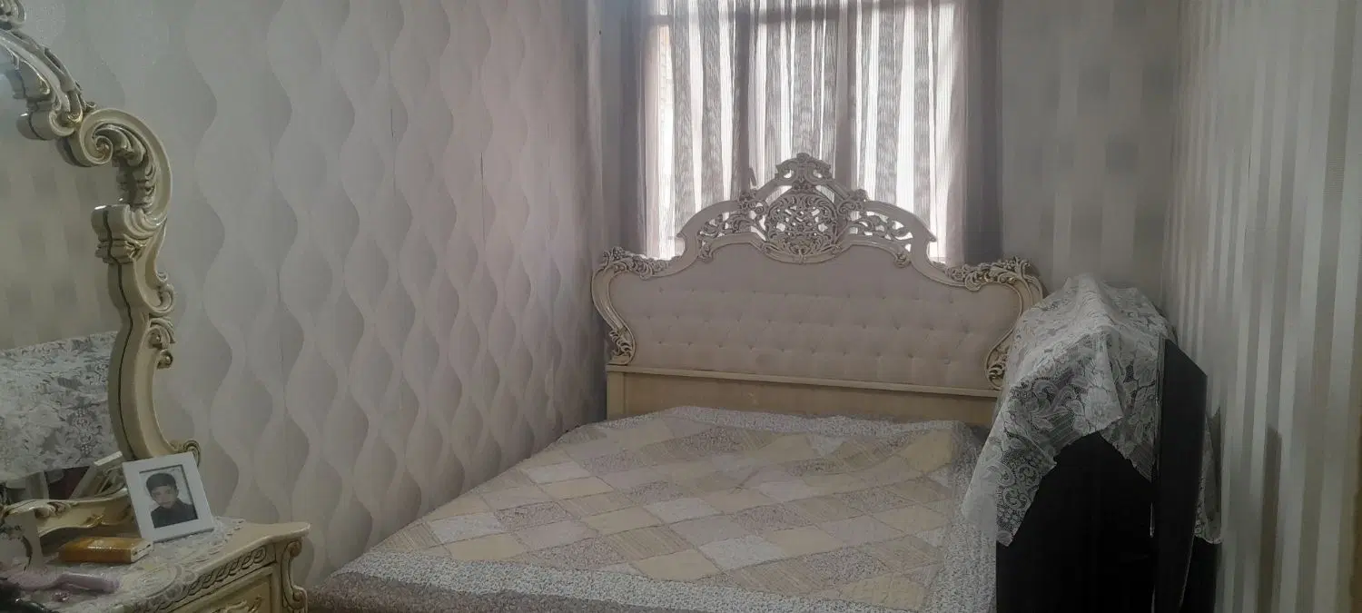۷۷متر ۲۲بهمن _۲نبش*سالن آکواریوم وسراسرپنجره*
