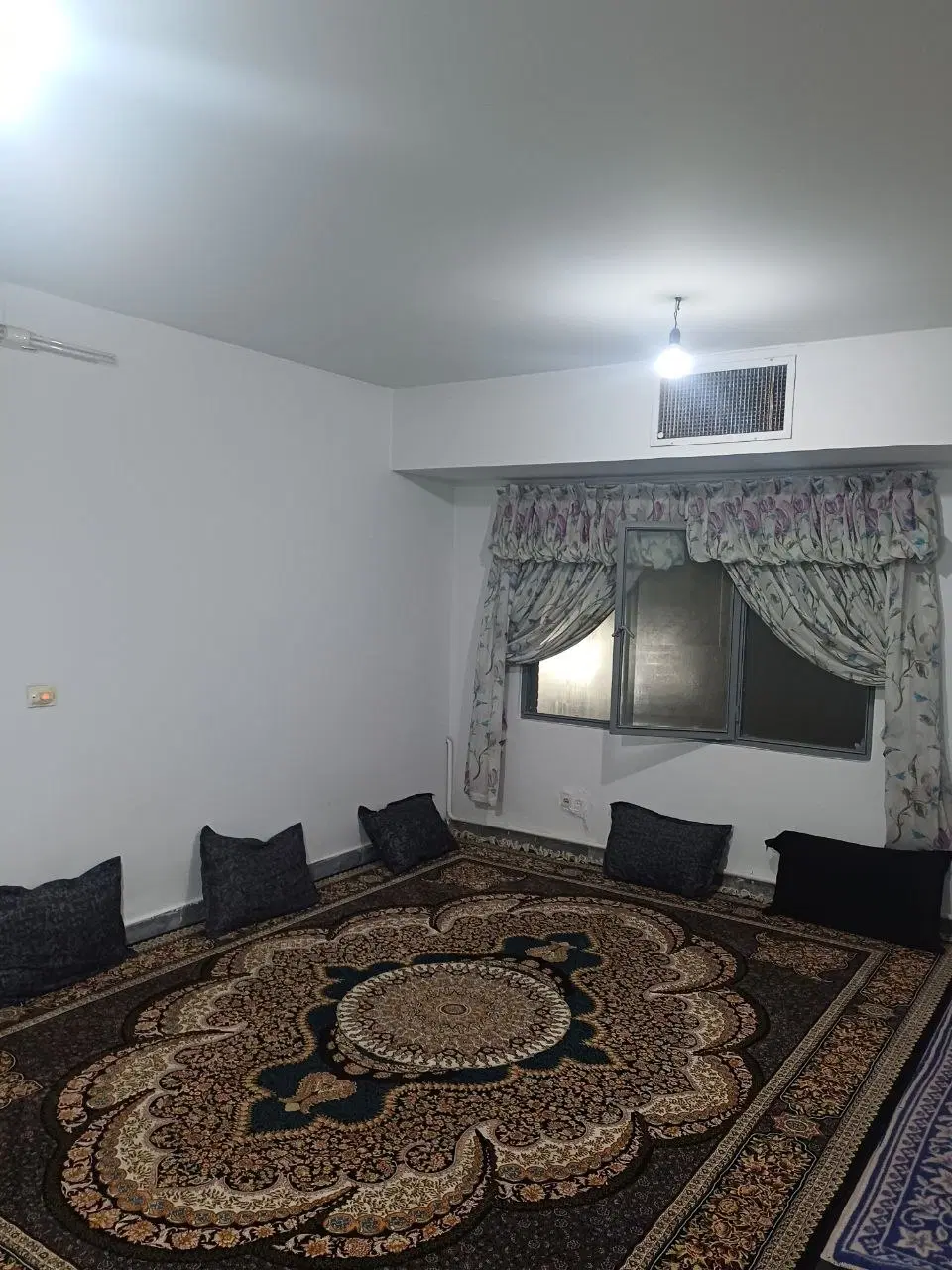 واحد ۶۱ متری گلستان