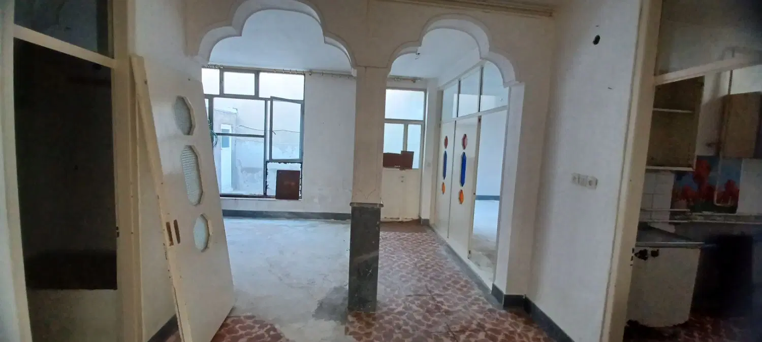 حیاط مستقل مناسب انبار