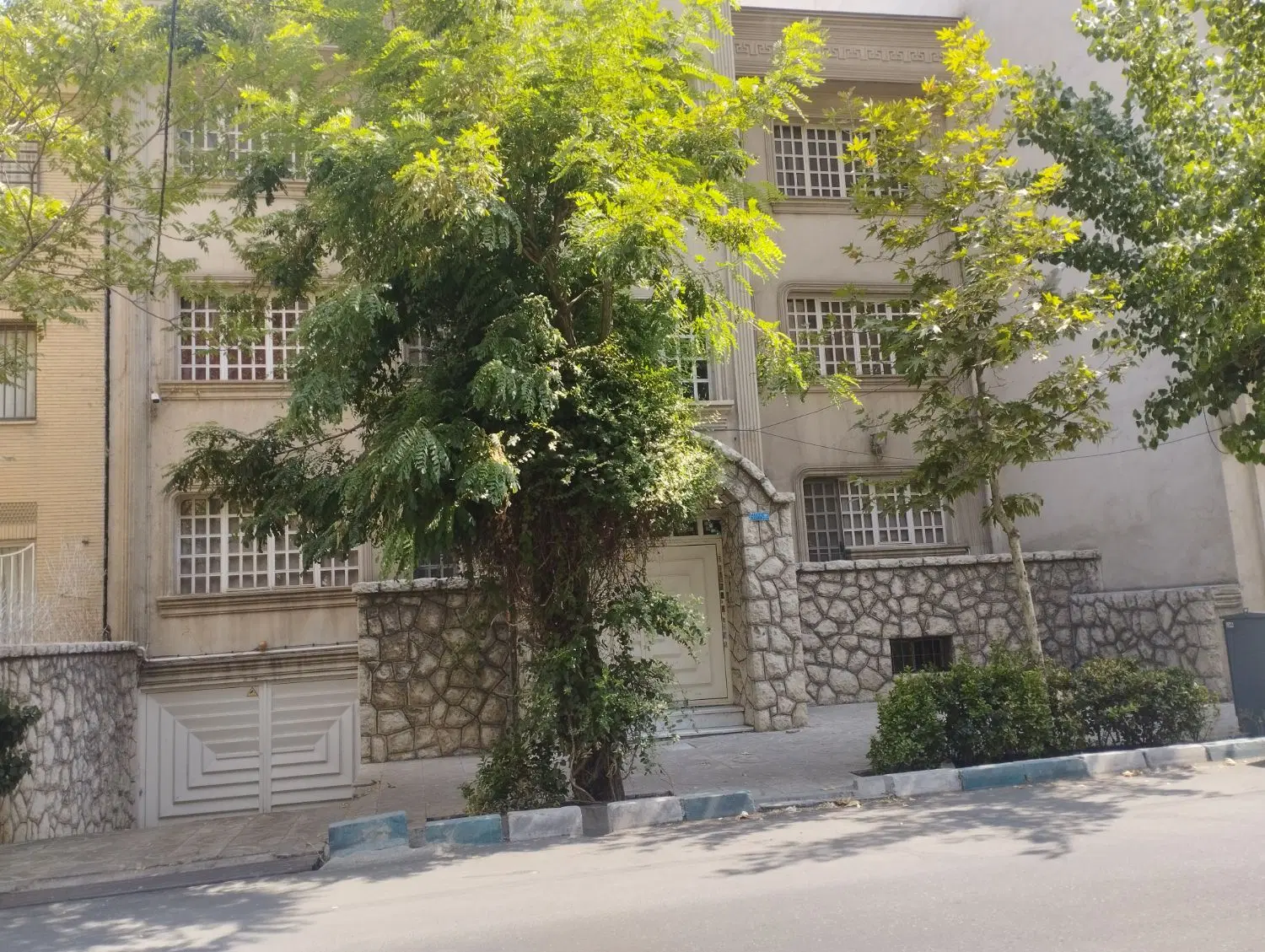 ۶۹۰متری