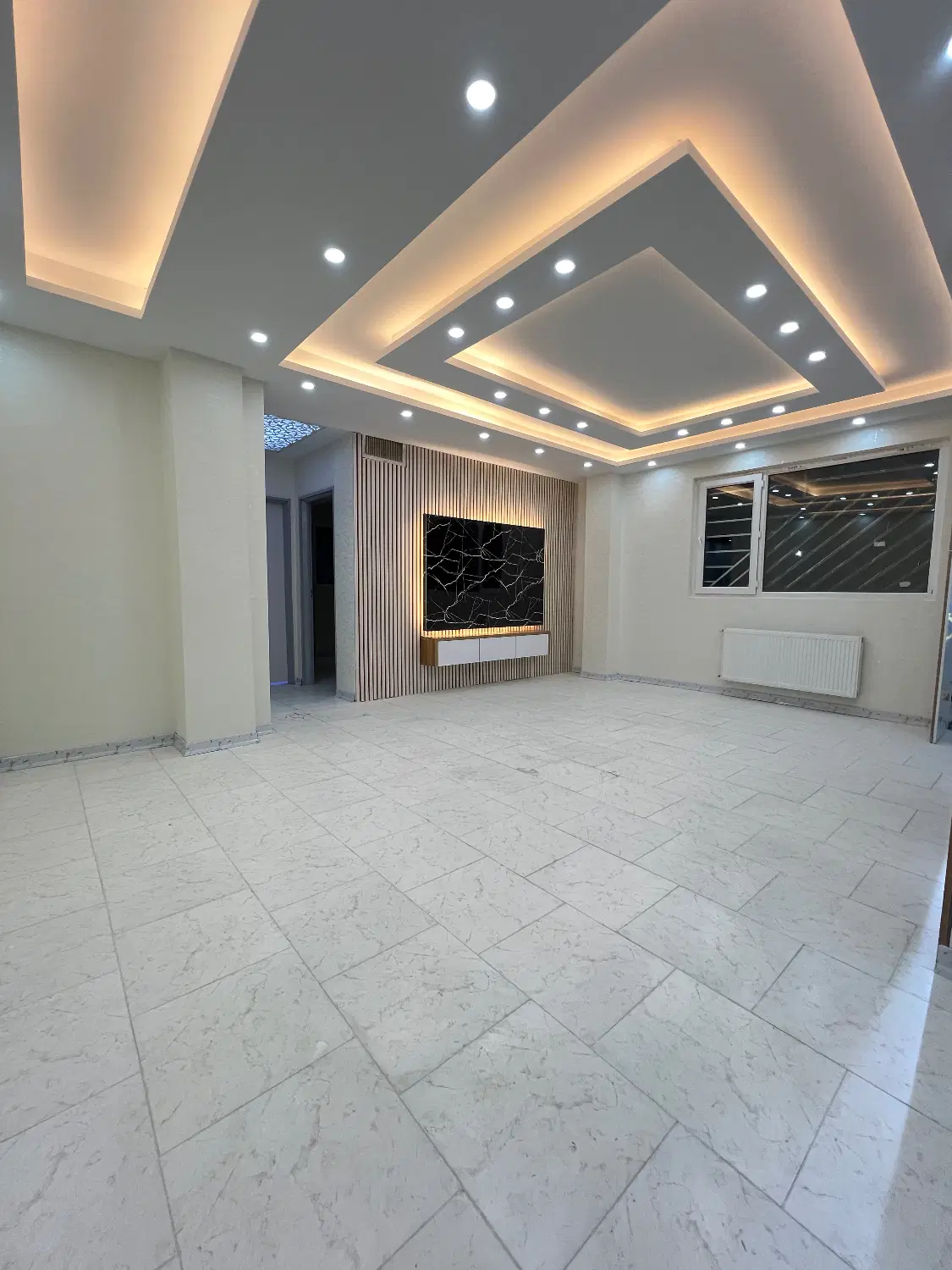 آپارتمان ۹۰ متری لاکچری ۲ خواب