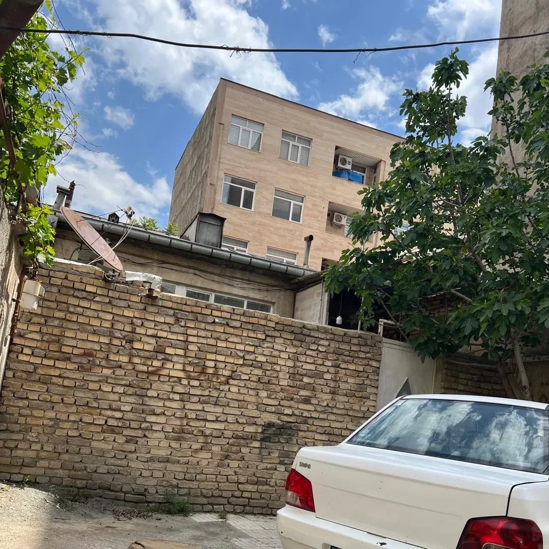 خانه کلنگی خیام شمالی خاباباخان تجاری