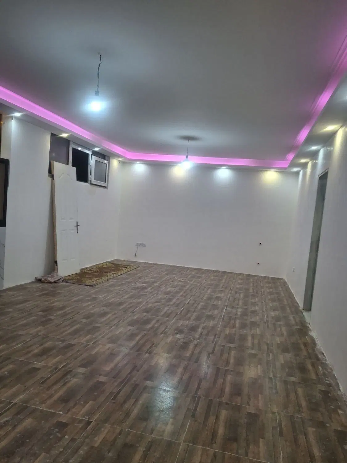 رهن کامل اپارتمان نوساز طبقه سوم ۸۰ متری در خ حجتی