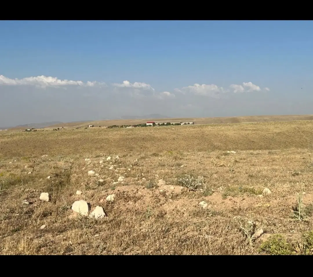 زمین  آینده دار کنار آزاد راه ارومیه تبریز شادباد