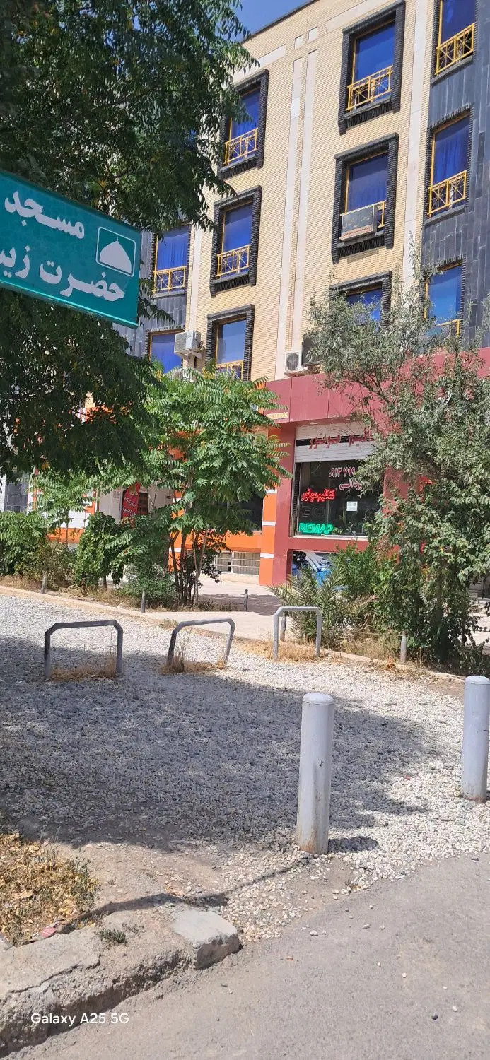 فروش و معاوضه تجاری طبقه زیر بر ولیعصر