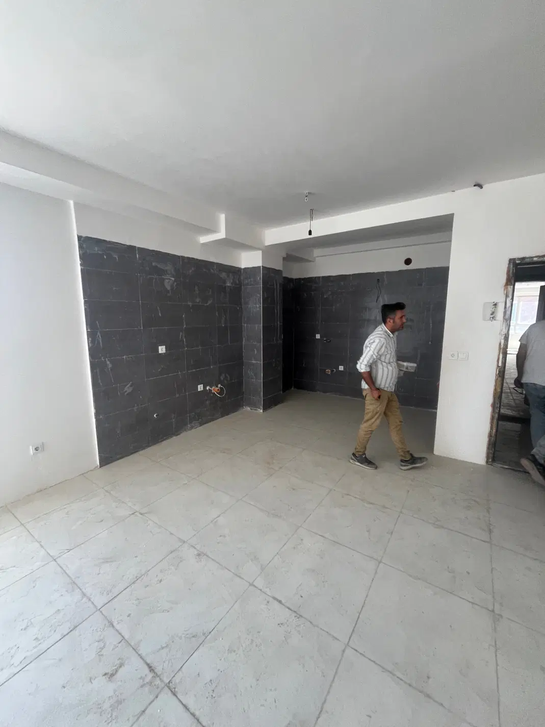 ۱۳۵متر سندی _ نوساز _ بلوارارم شرقی ها