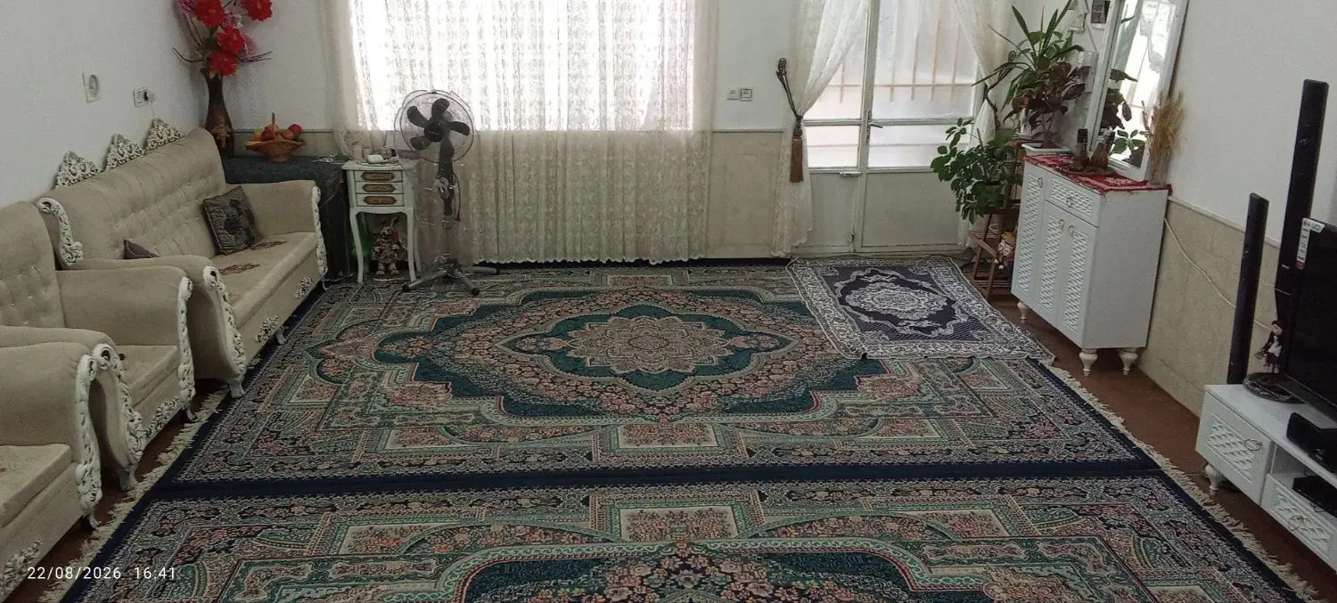 منزل استقلال