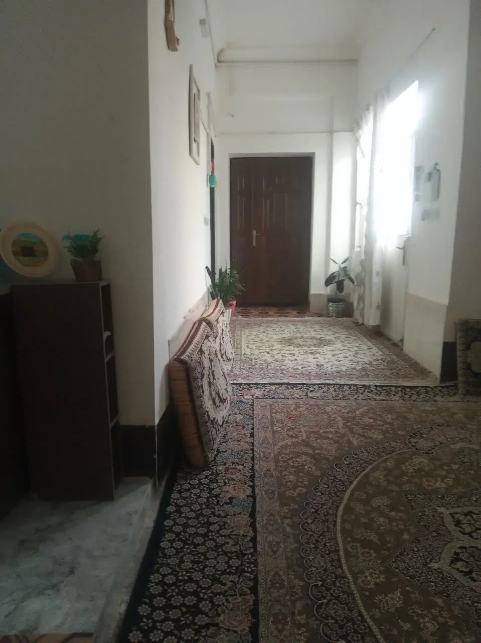 ویلایی مستقل  حاشیه خیابان