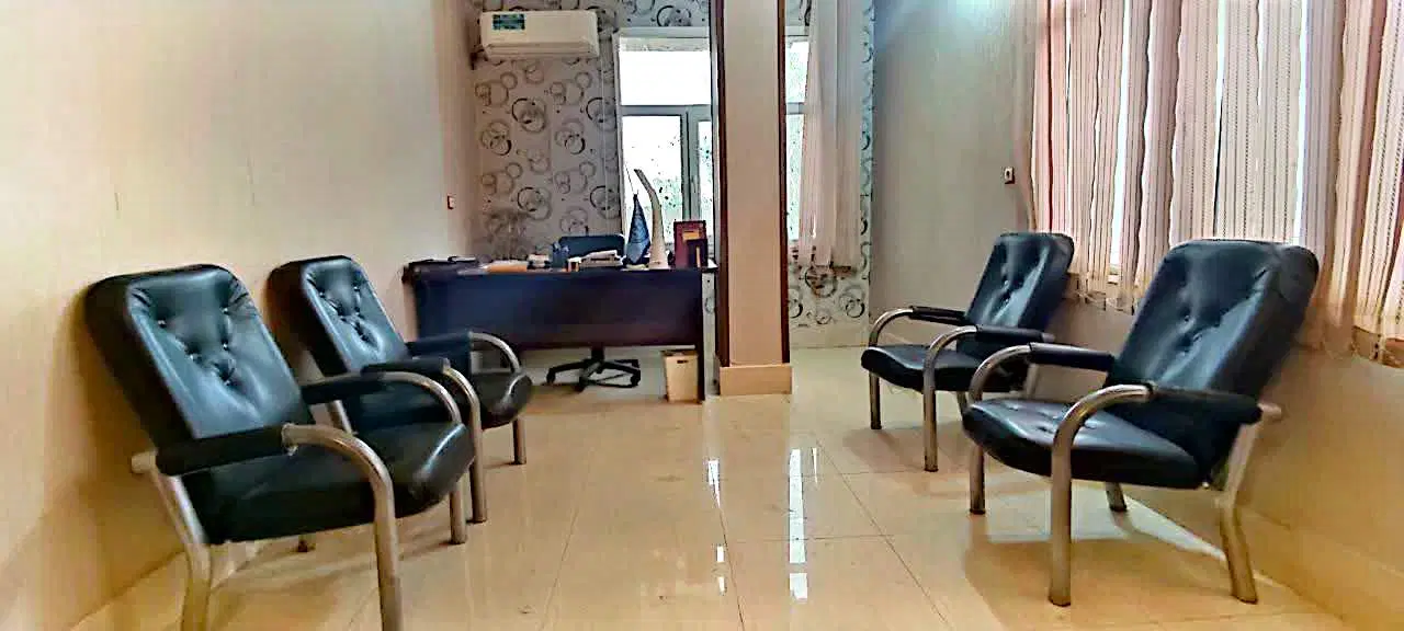 رهن سه دانگ دفتر اداری _ وکالت کیانپارس نبش 1شرقی