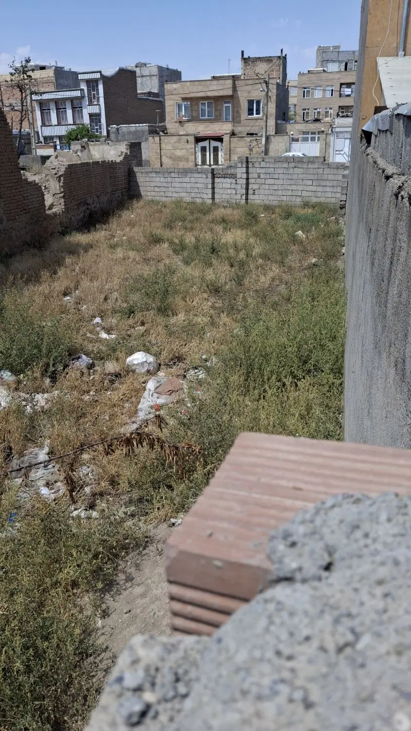 زمین مسکونی