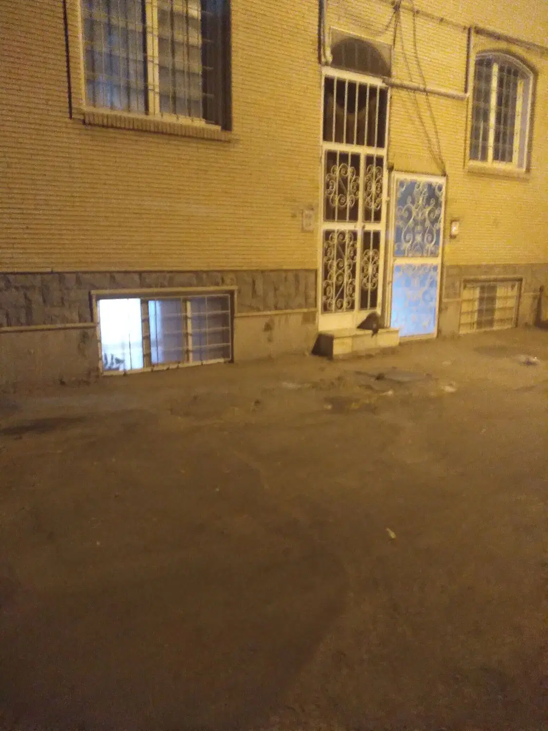 همکف ۸۳متری ۲خوابه