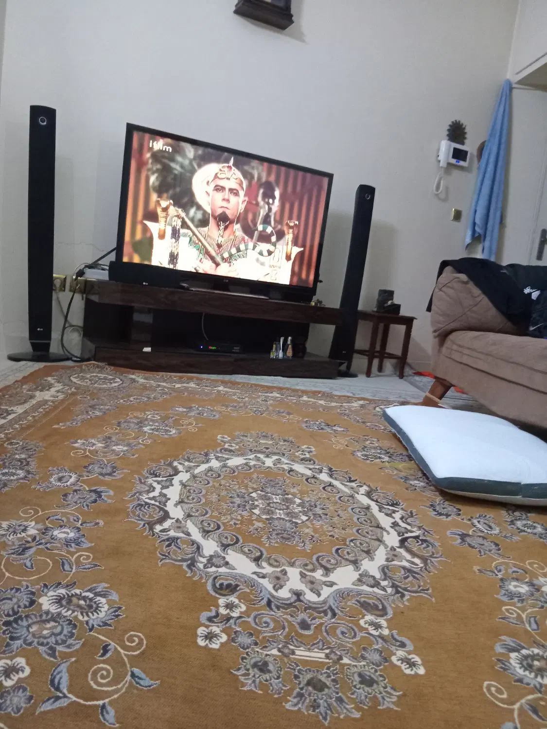 همخانه