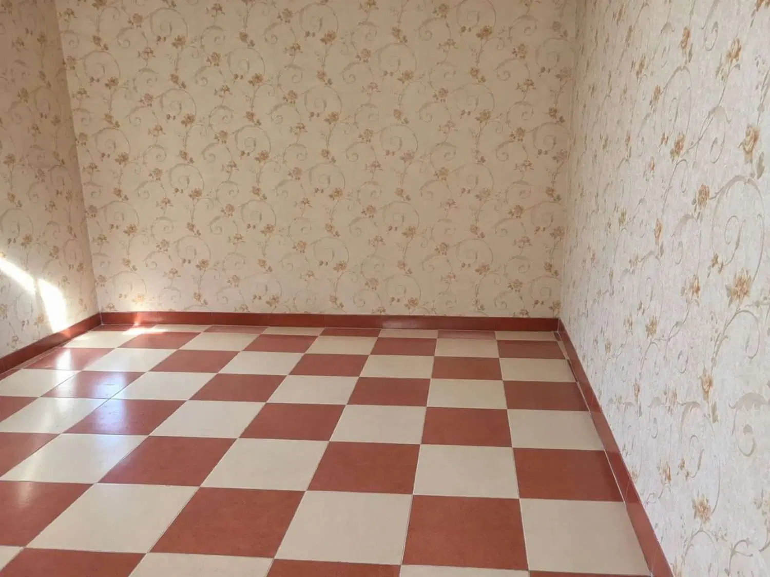 اجاره واحد اداری و دفتری