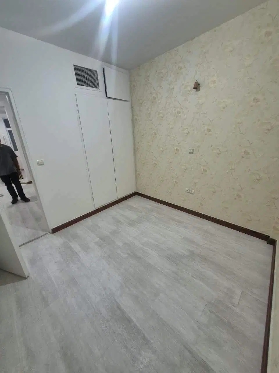 ۵۸ متر پارکینگ.اسانسور.انباری