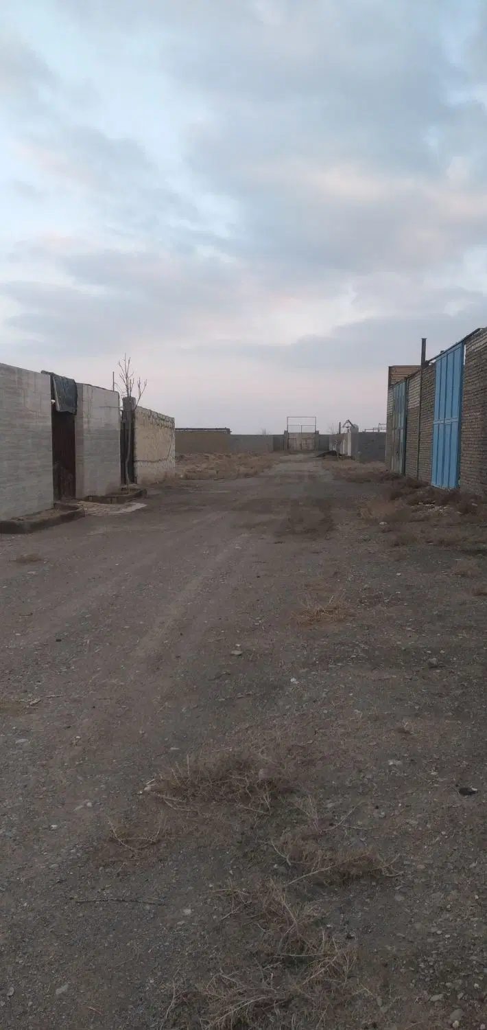 زمین طرحچی گیزی ( ۴۴۰متر)