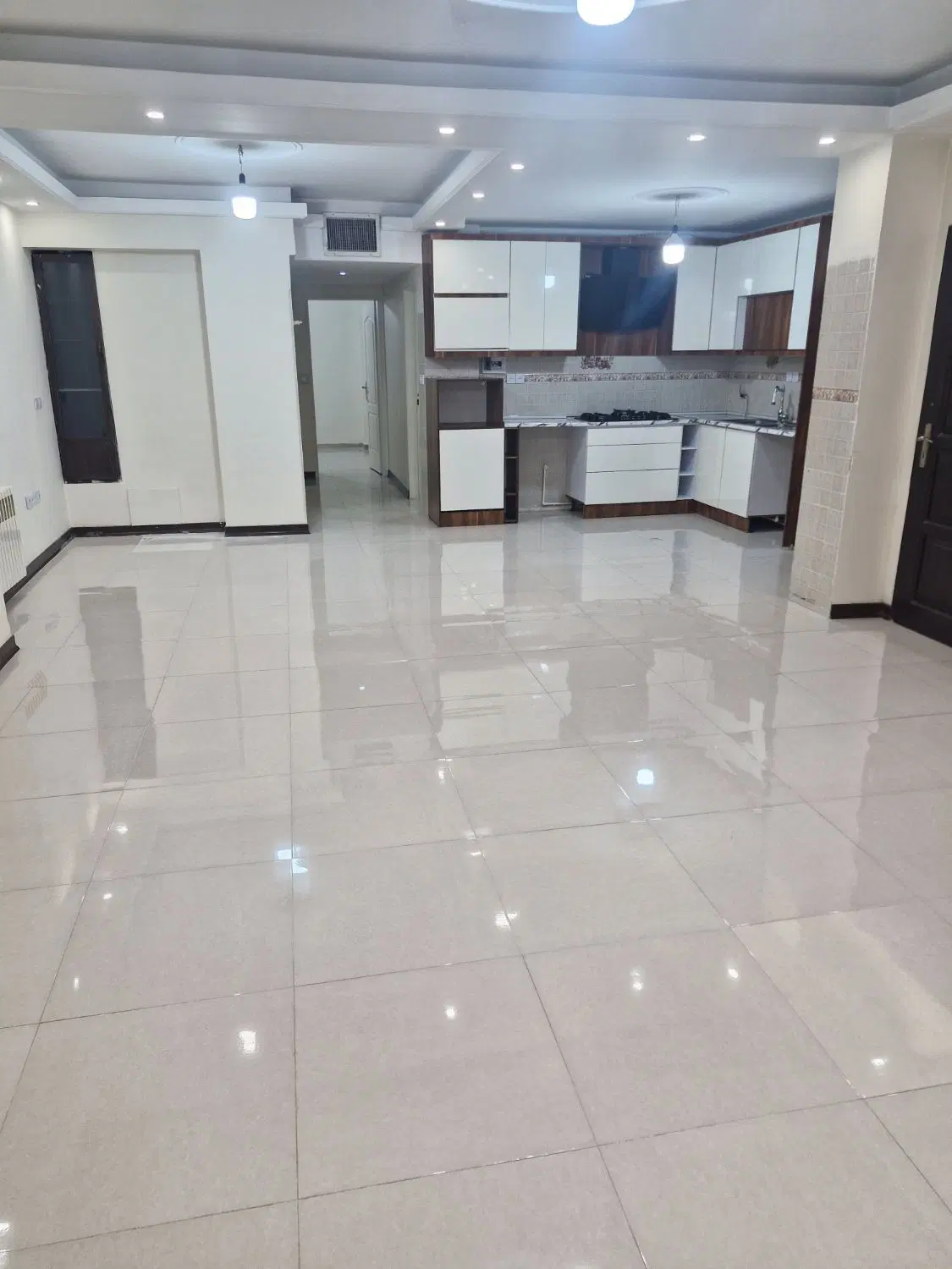 فروشنده زیر قیمت دونبش ۸۰متری