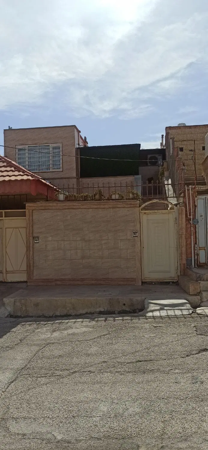 خانه طبق بالا