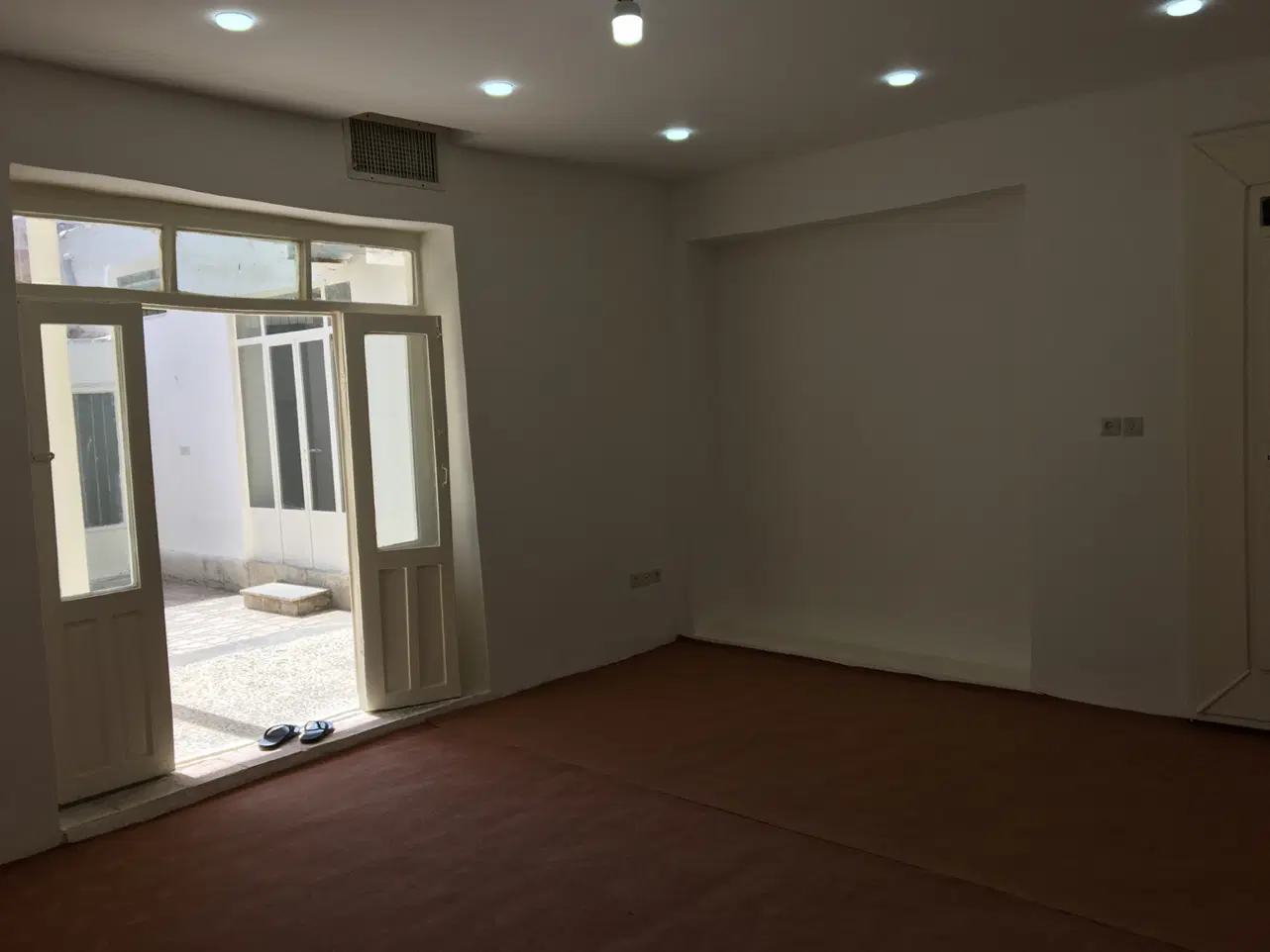اجاره خانه حیاط دار ویلایی دربست