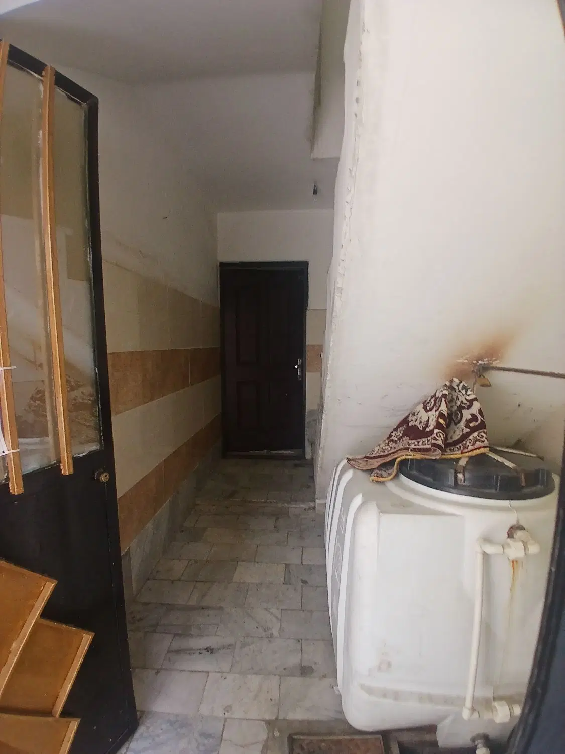 ۸۰متری همکف  از۴با حیاط