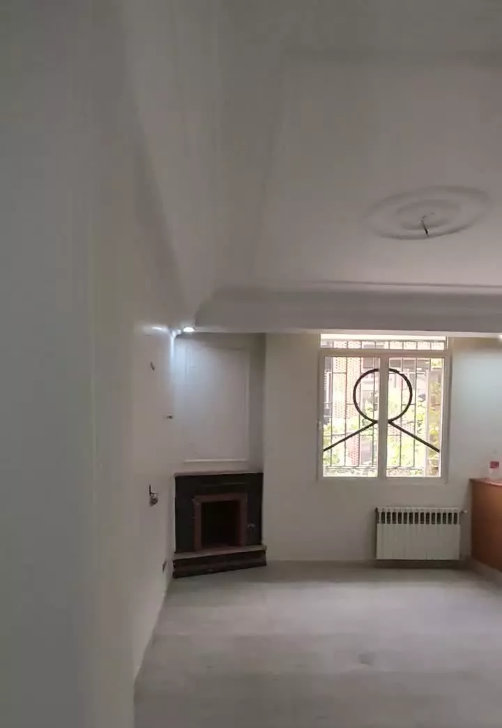 آپارتمان ۷۷ متری صفاریان