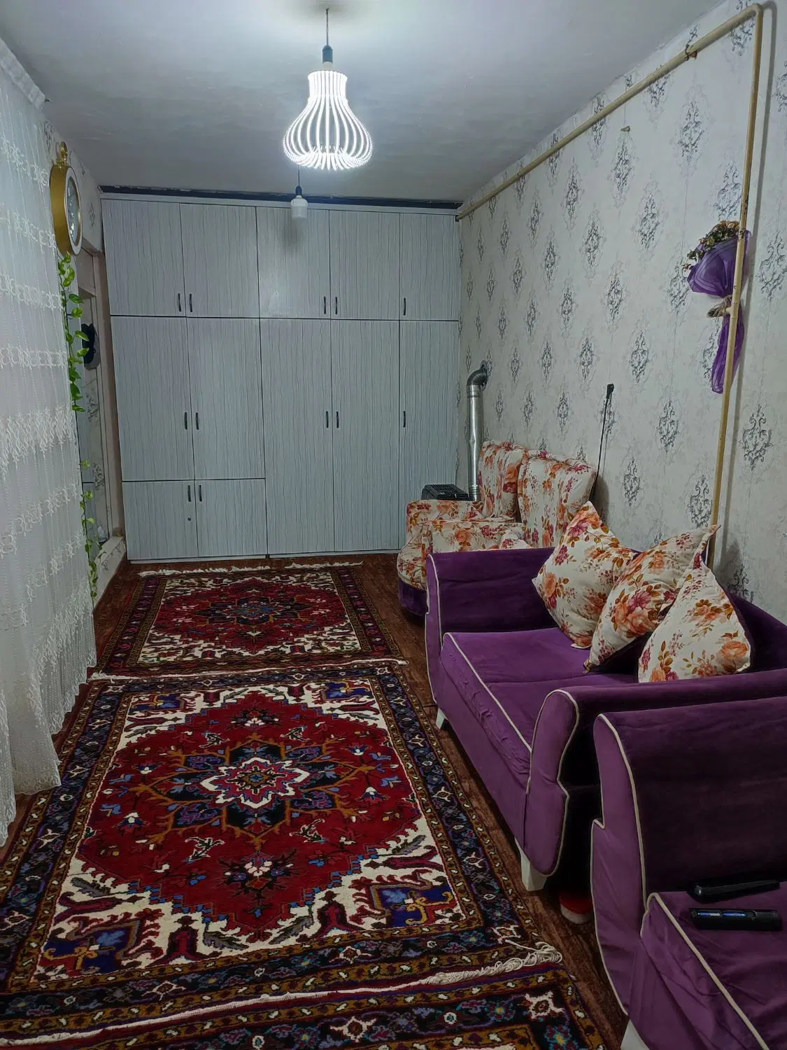 حیاط نقلی 65 متری