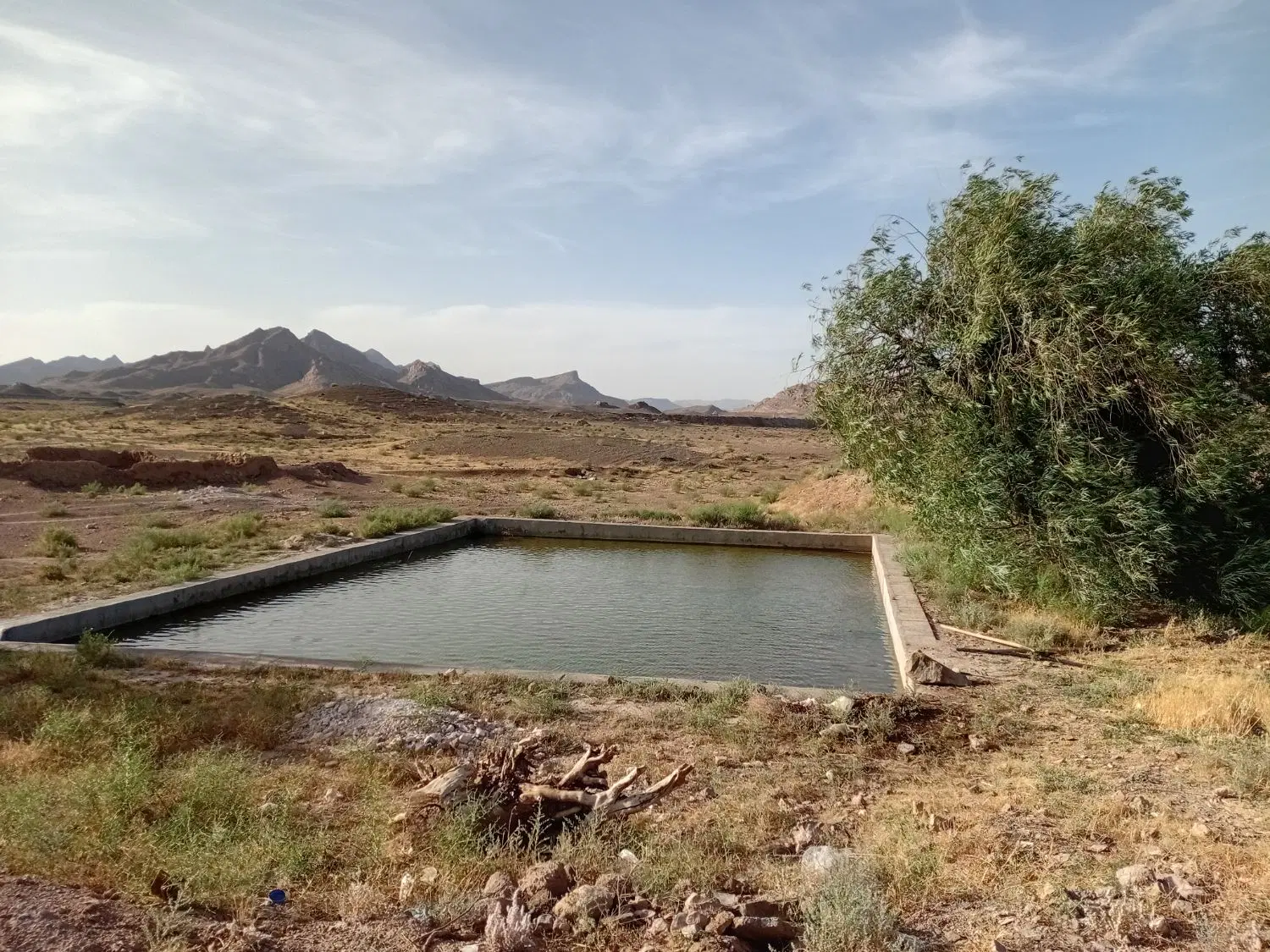 یک شبانه روز آب اطراف خوسف