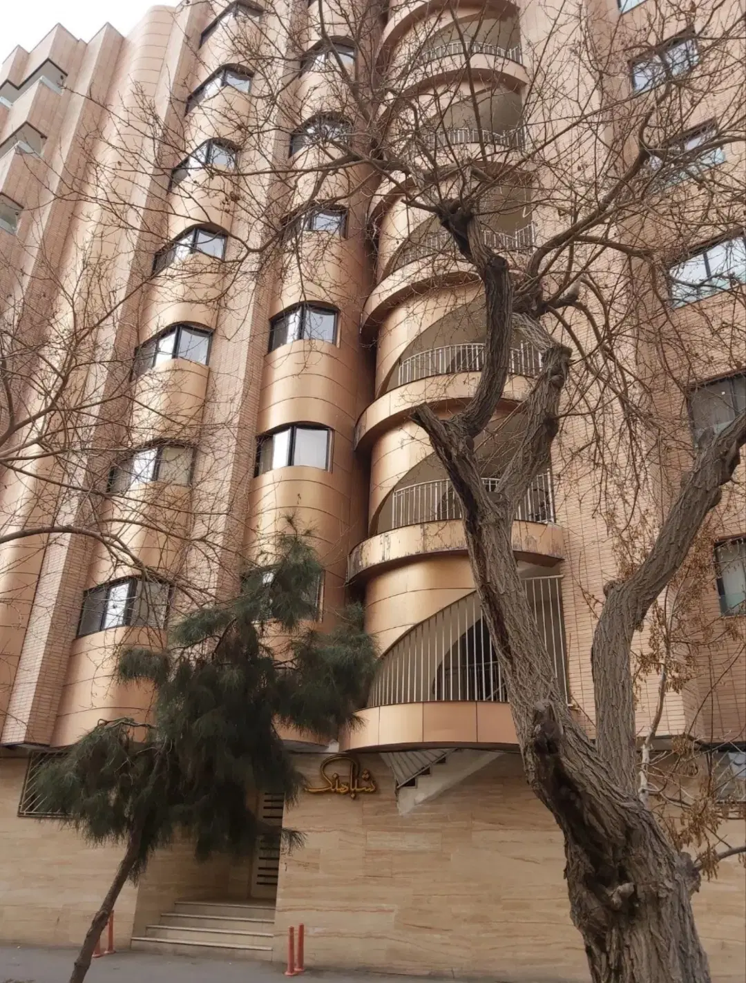 خانه گنبدی سلسبیل دستغیب