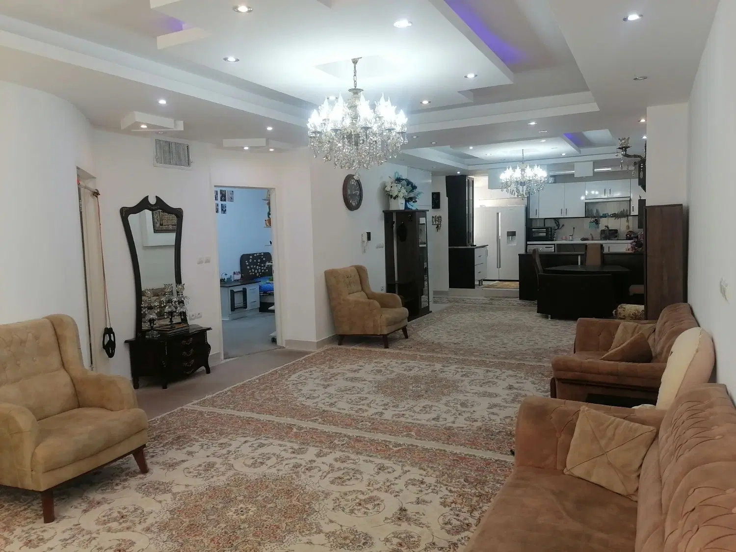 خانه 105 متری کمالشهر شهرک گلستان 10