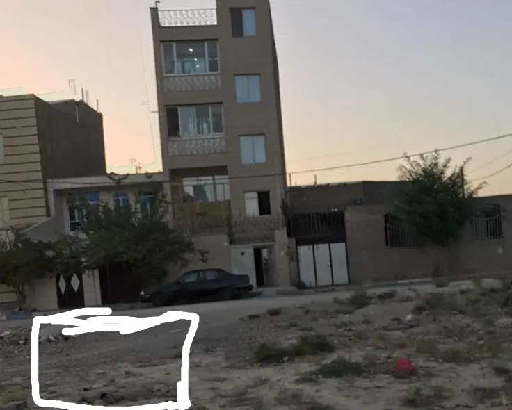 زمین مسکونی