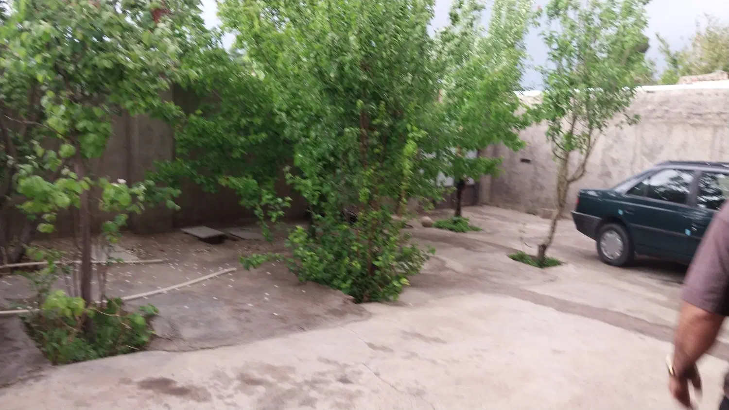 فروش خانه ویلایی ۲ طبقه با ۳۰۰ متر بنا