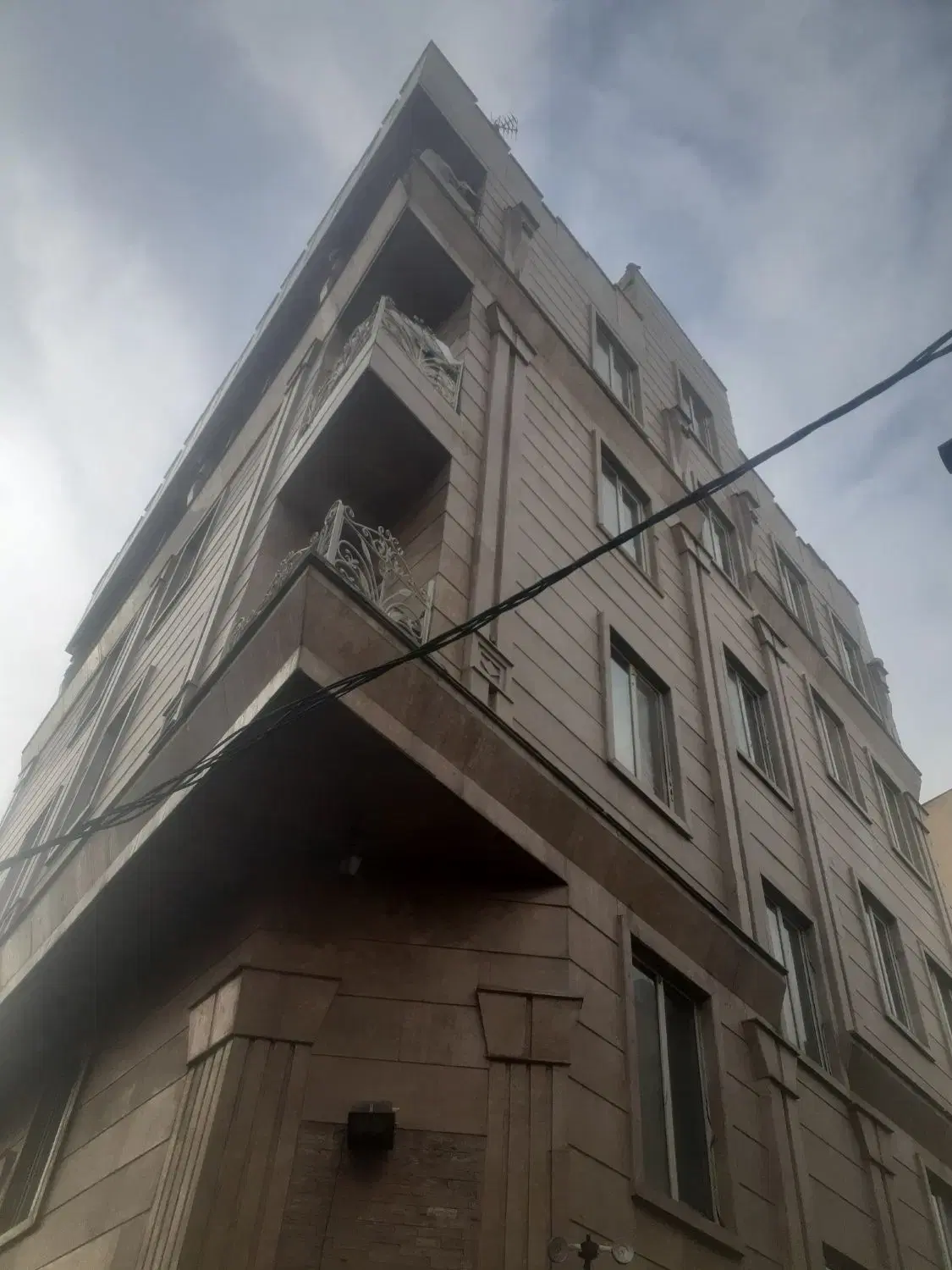 اجاره  دو خواب تمیز عالی در پیروزی.خ لرستان
